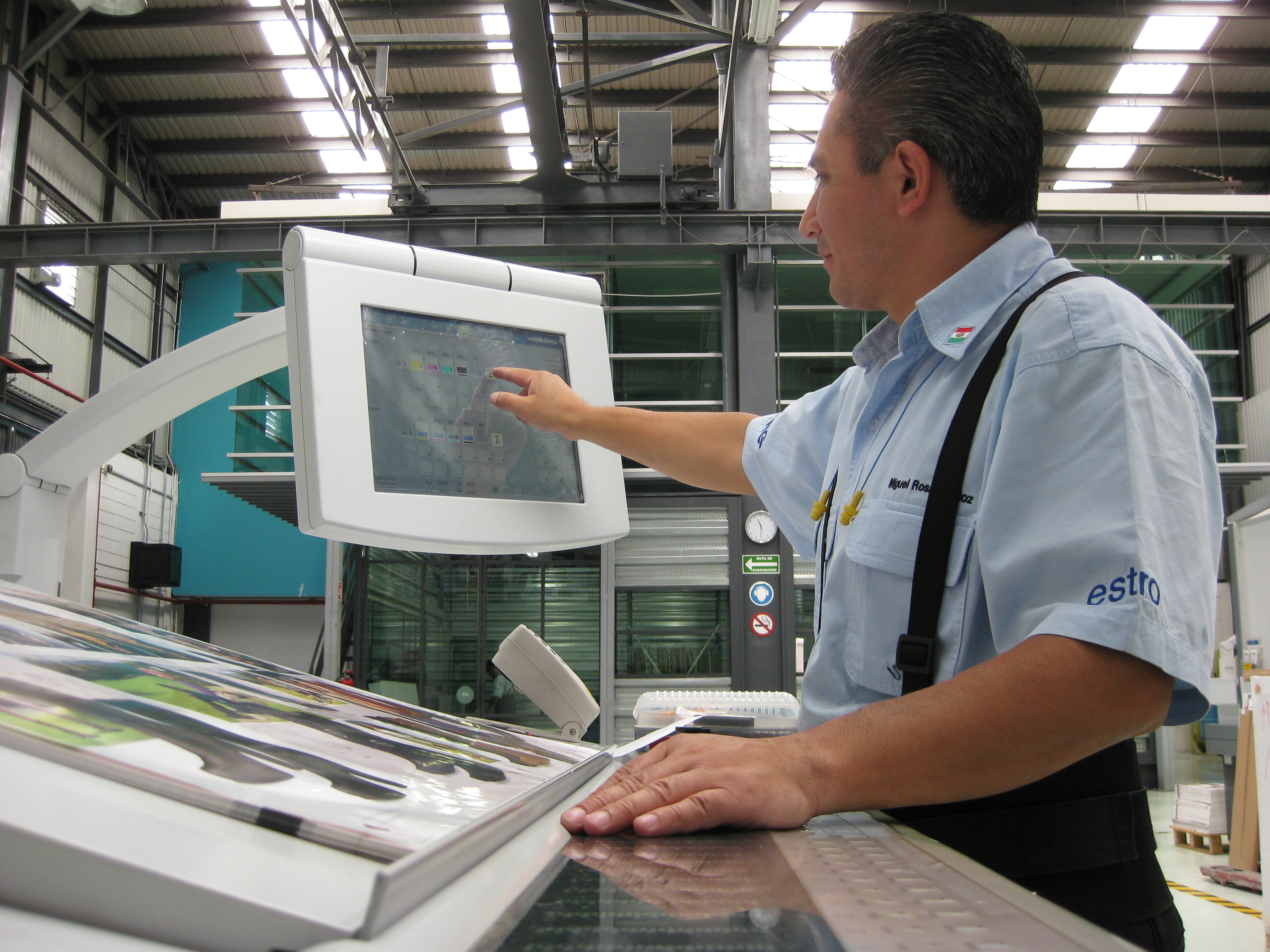 Optimización con manuales: Guía para KPIs Esenciales